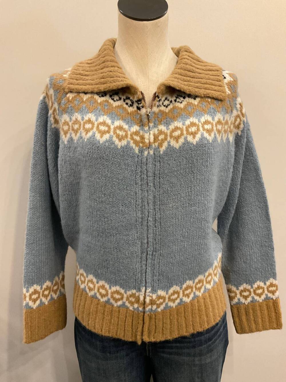 NEW WOVEN HEART women's periwinkle sweater in blue